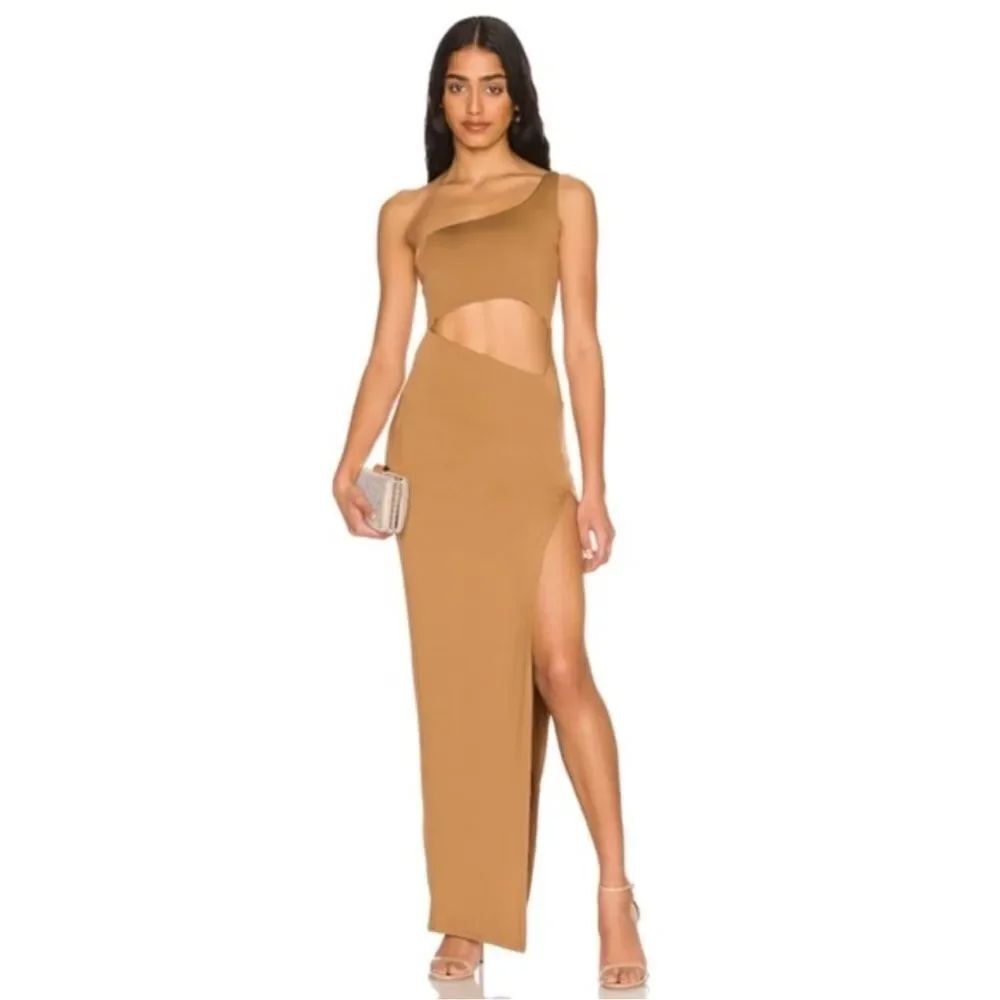 Superdown Erla Cutout Maxi Dress in Brown One Shoulder Size Medium NWT